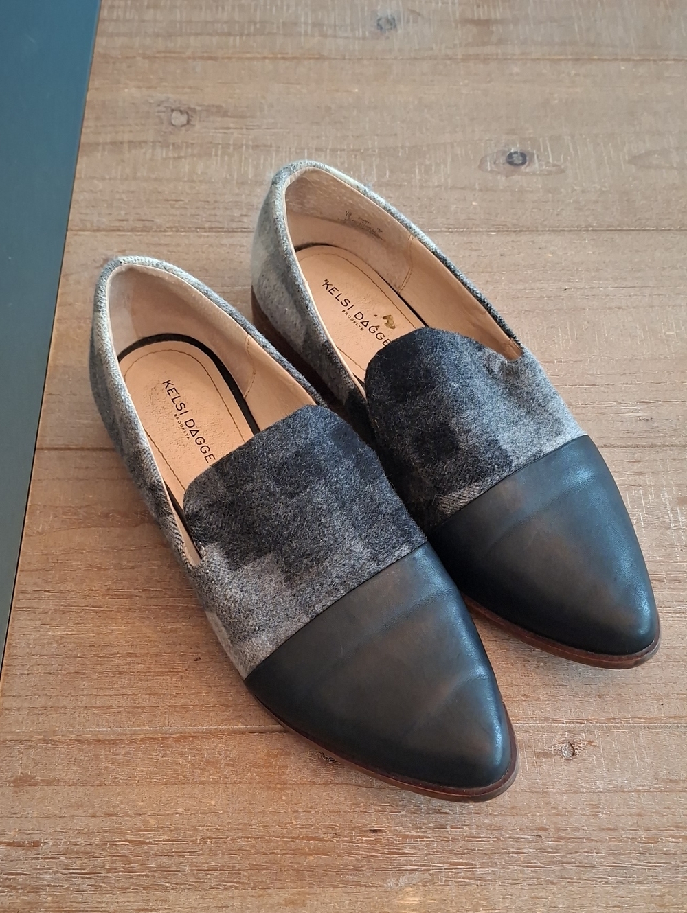 Kelsi Dagger Black & Grey Leather & Textile Point-toe Slip-on Loafers (US 10)
